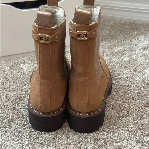 Sam Edelman Tan Suede Ankle Boots size 8 - Picture 4 of 8